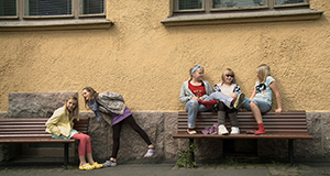 TUNNE MINUT
Dokumenttisarja nuorista
Ohjaus Pasi Ylirisku
Eläväkuva Oy